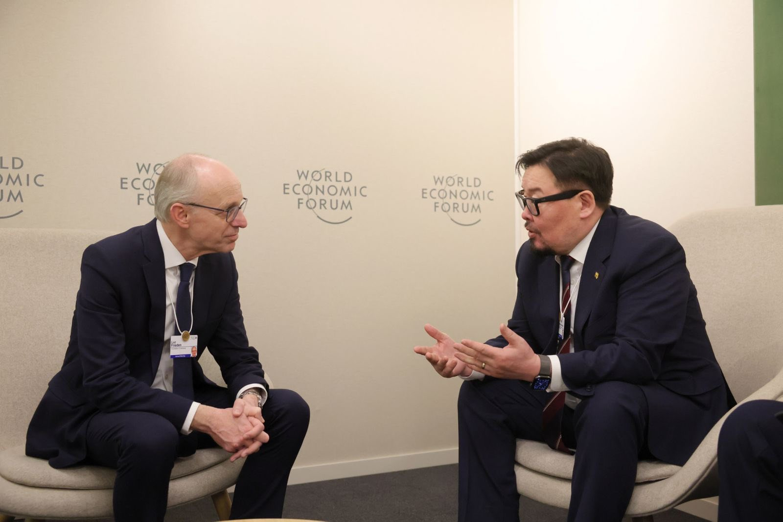 Ерөнхий сайд Г.Занданшатар Швейцарын Холбооны Улсын Ерөнхийлөгч Ги Пармелантай уулзав